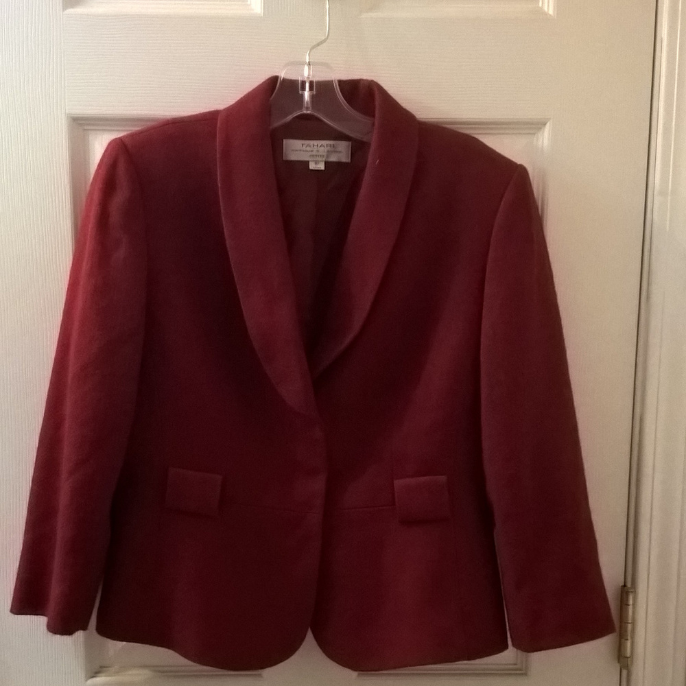 Tahari Arthur Levine Cardinal Red Blazer 8P